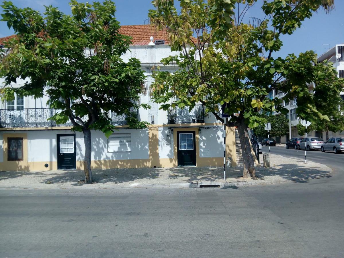 Fisherman'S Inn Montijo Exterior photo